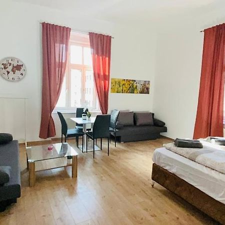 Deluxe Quad Room Dw Wien Eksteriør billede