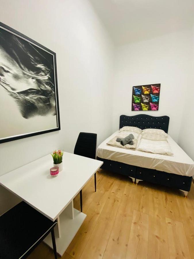 Deluxe Quad Room Dw Wien Eksteriør billede